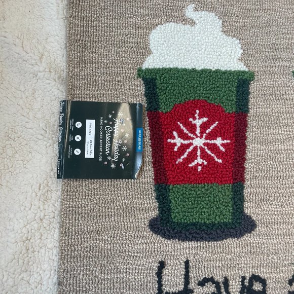 COPY - Gertmenian Happy Holidays Collection,  Accent Rug, NWT - Picture 2 of 5